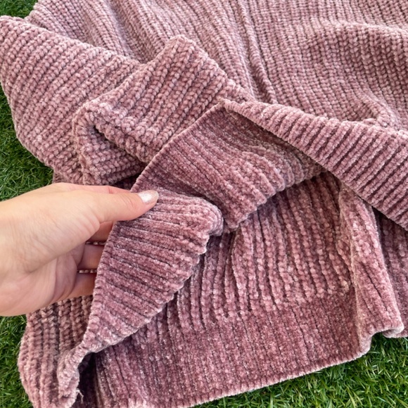 SALE🎈Long sleeve soft knitted loose fall sweater cozy inside and out - Picture 1 of 5